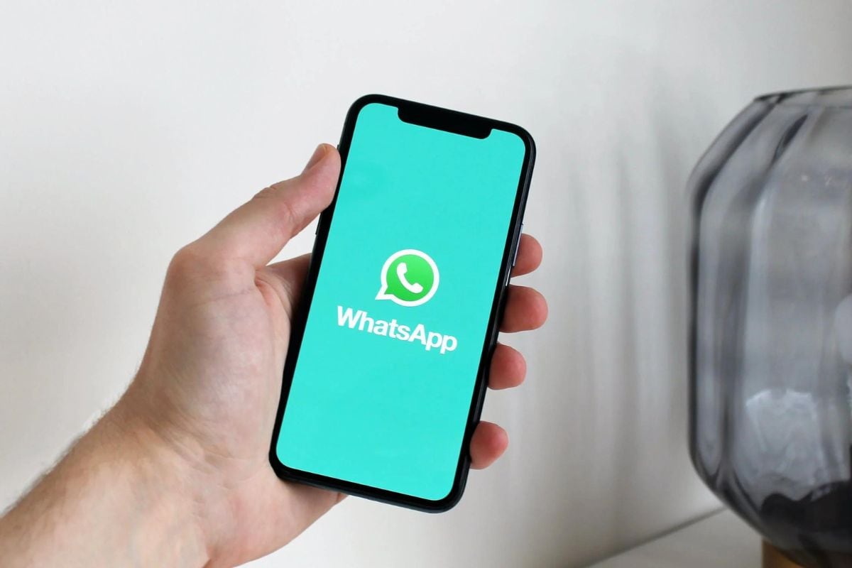 WhatsApp Reportedly Developing AI-Powered Rewrite Feature, Two-Way Voice Chats with Meta AI