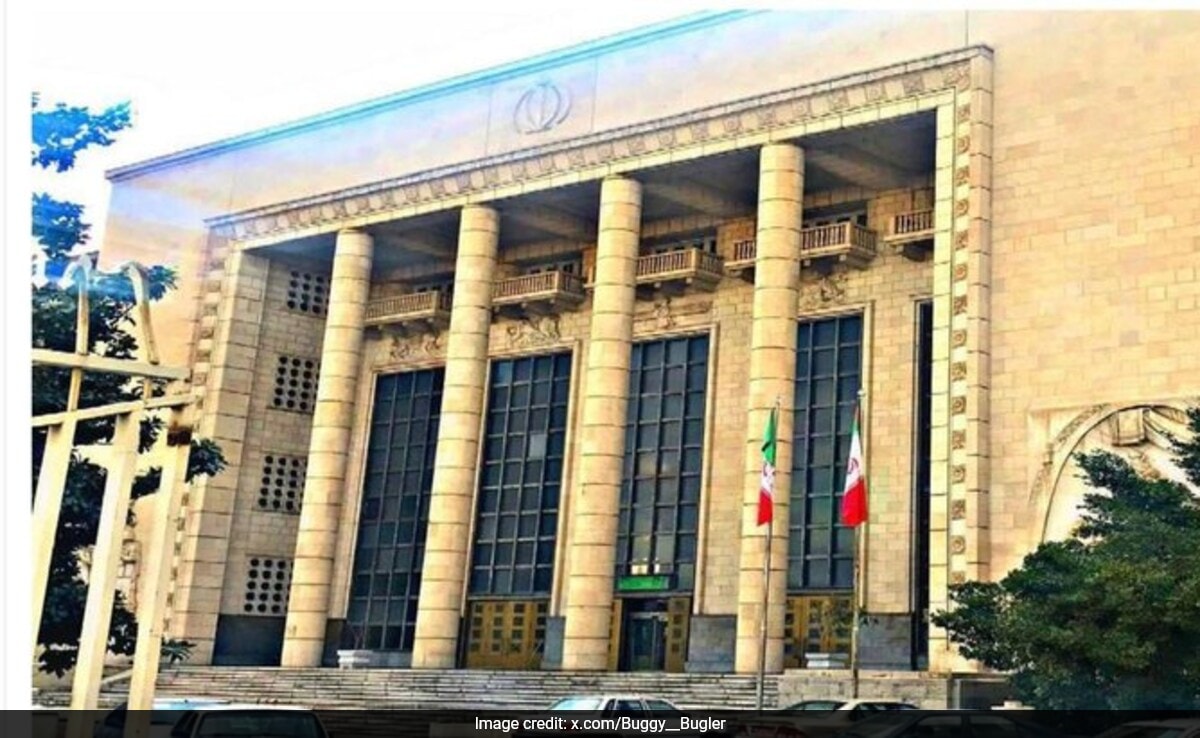 2 Judges Shot Dead, 1 Injured Outside Iran's Supreme Court In Tehran