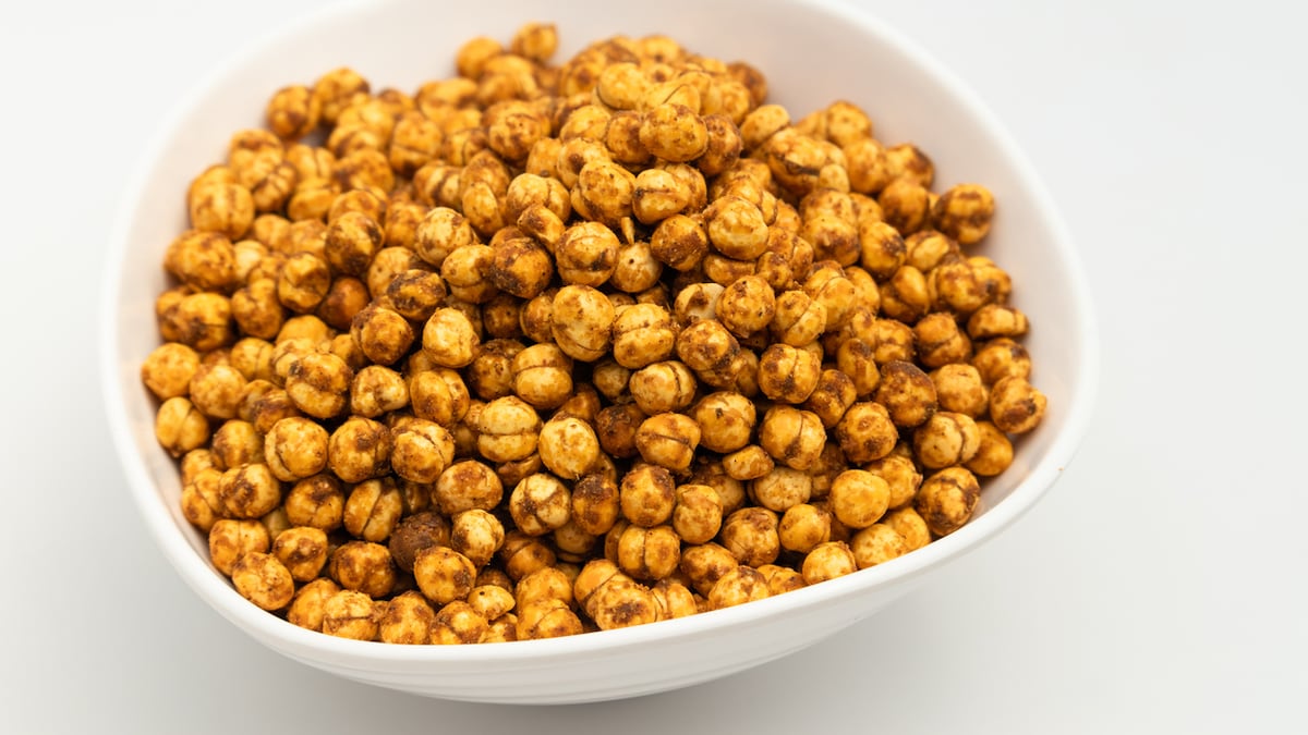 Turn Simple Roasted Chana Into Lays-Flavoured Snack In 5 Minutes (Recipe Inside)