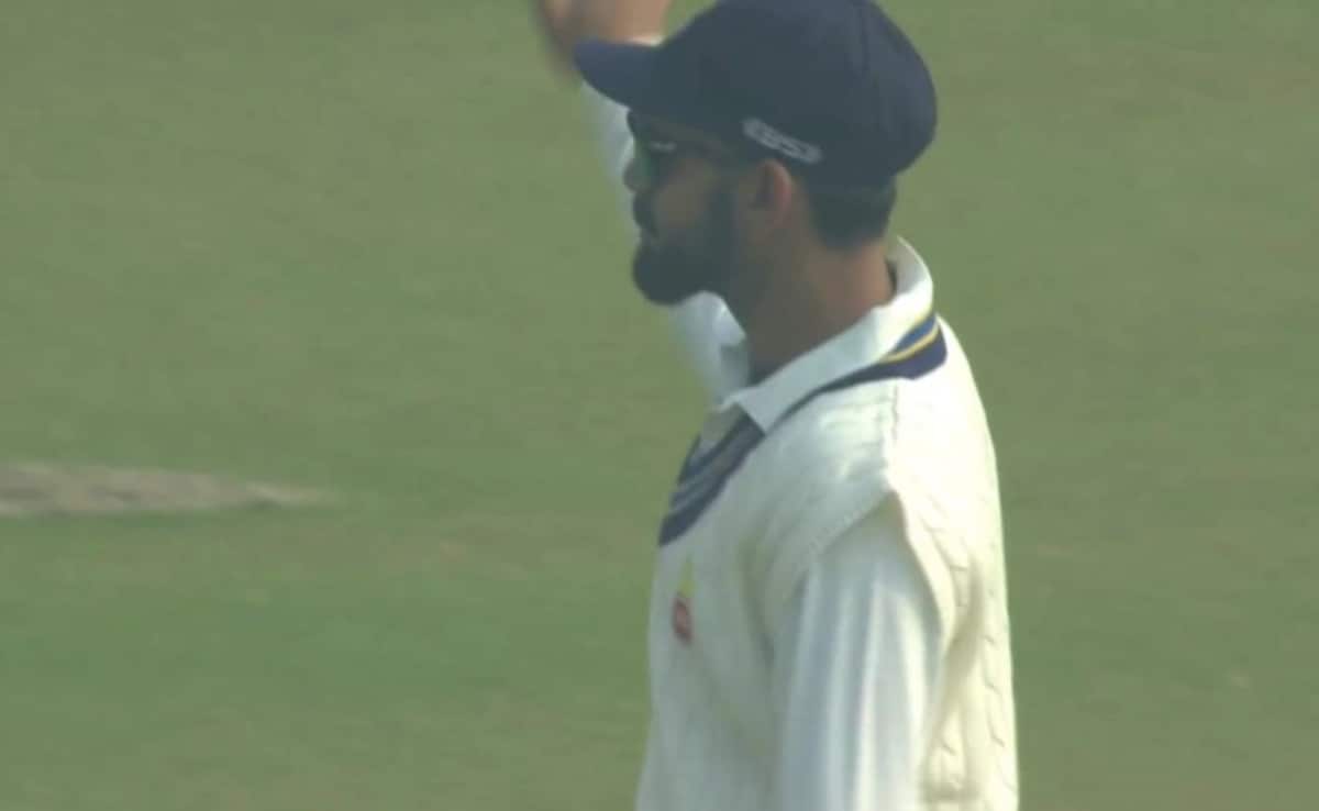 Virat Kohli's Ranji Trophy Return: Few Fans Injured Amid Chaos Outside Stadium - Report
