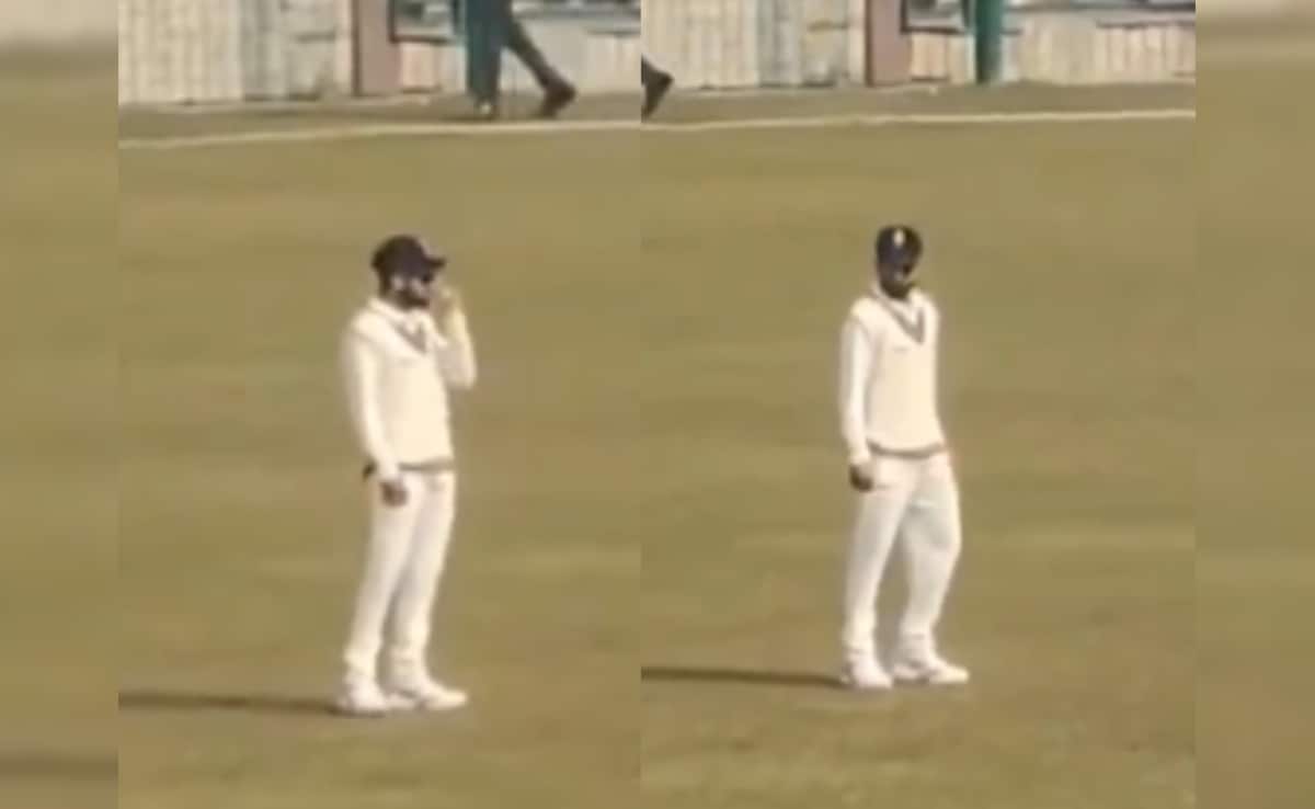 Fans Chant Virat Kohli "Ko Bowling Do" During Delhi's Ranji Trophy Game. This Happens Next. Watch