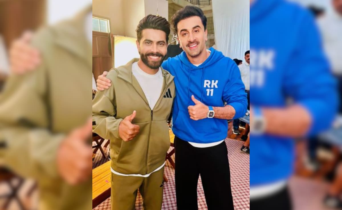 Ranbir Kapoor Gives "Acting Tips" To Ravindra Jadeja; Details Inside