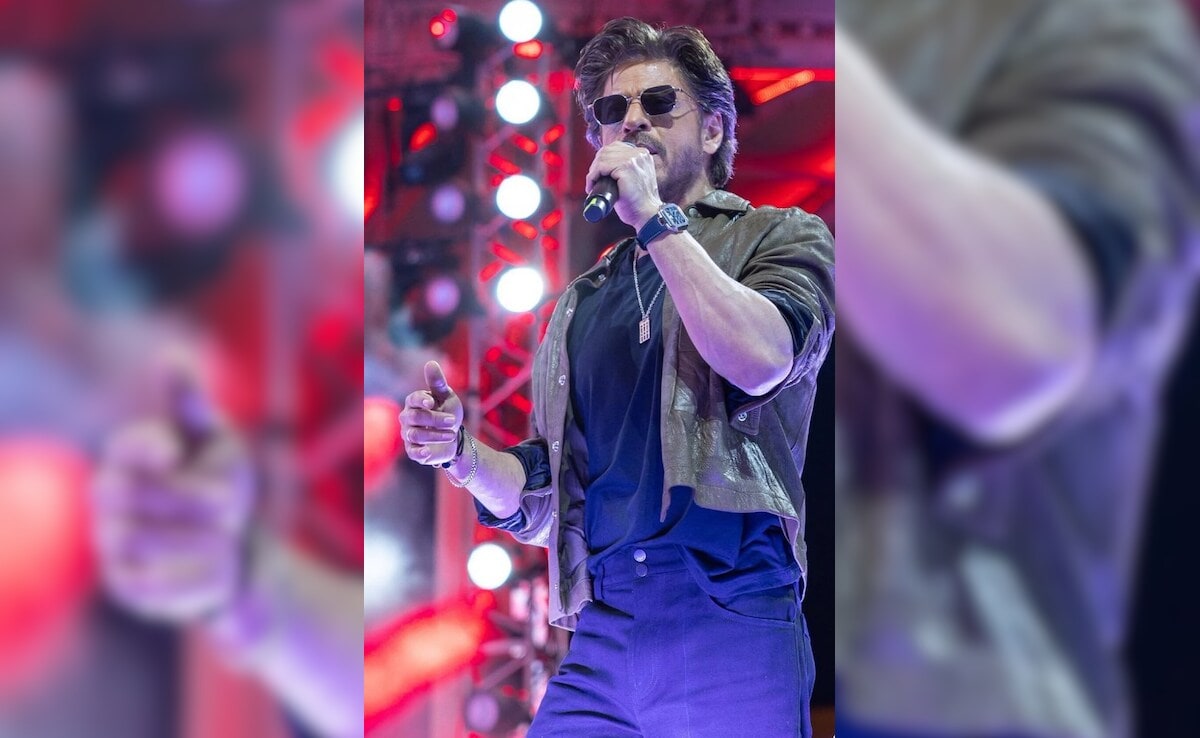Shah Rukh Khan’s Epic Comeback When A Fan Said “I Love You”