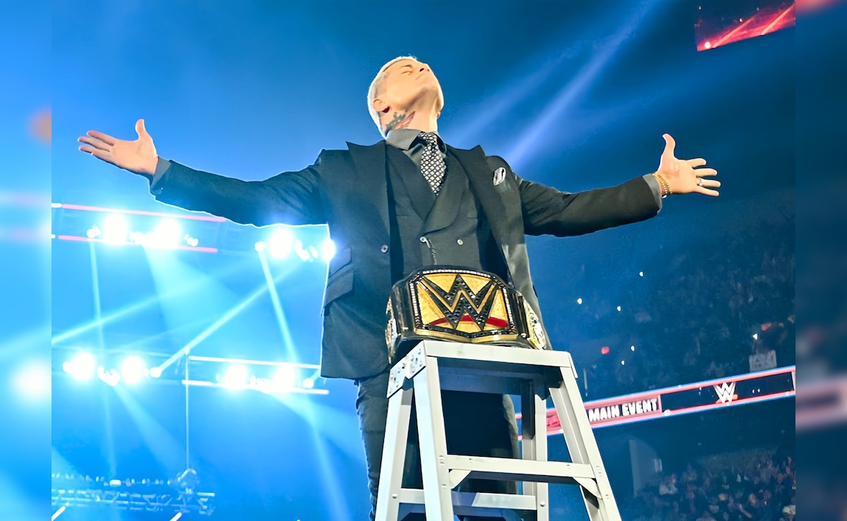WWE Royal Rumble 2025 LIVE Updates: John Cena, Roman Reigns Headline Men's Rumble Match