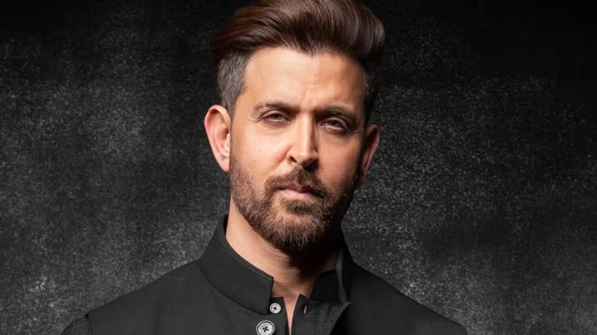 Hrithik Roshan Relishes Gajar Ka Halwa On Weekend – See Post