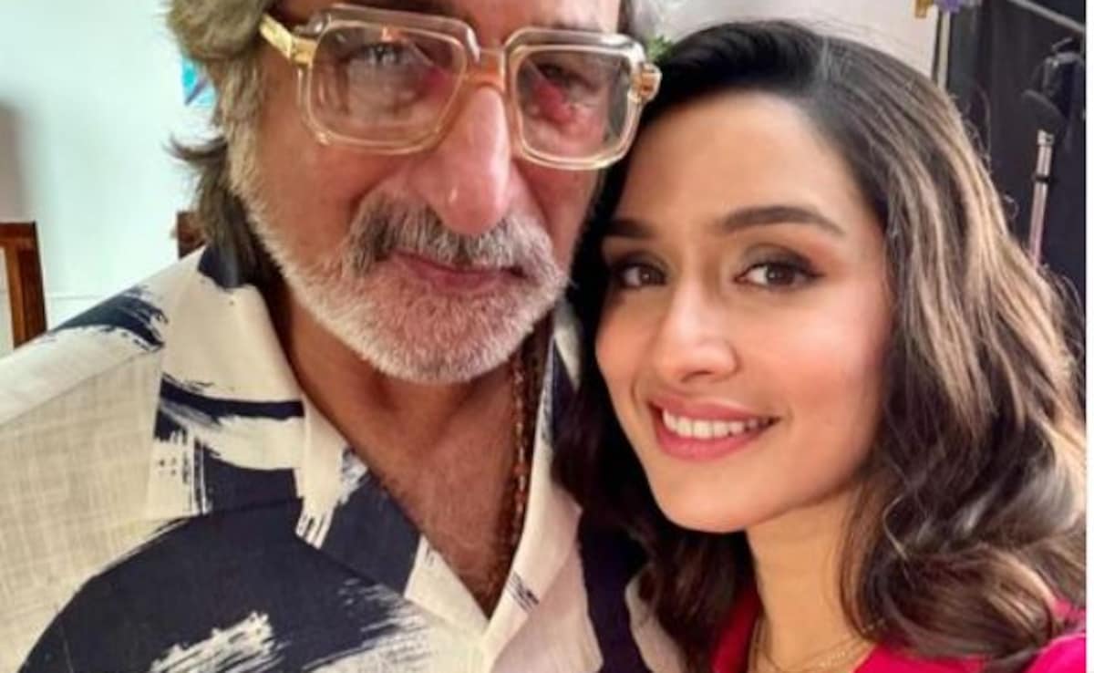 Shraddha Kapoor Reveals Father Shakti Kapoor "Commands A Room He Enters"