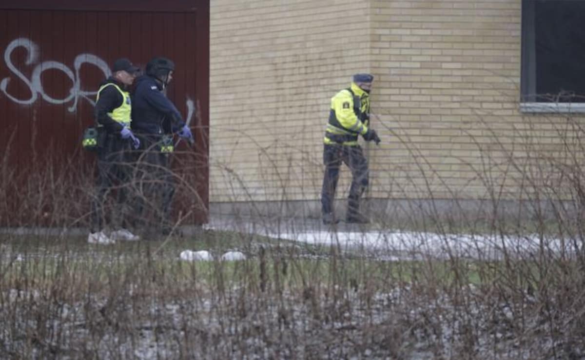 5 Injured In Shooting At School In Sweden's Orebro