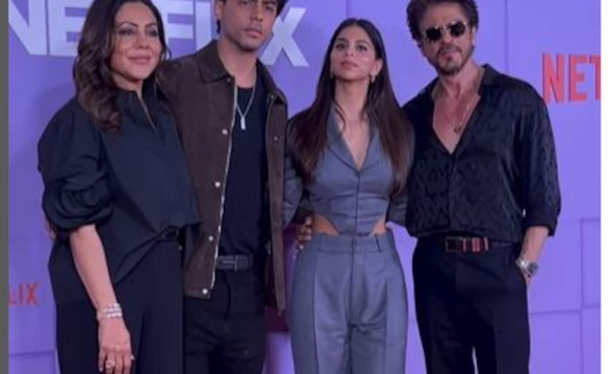 Shah Rukh Khan Asks Son Aryan, “Baap Ka Raj Hai?” His Reply