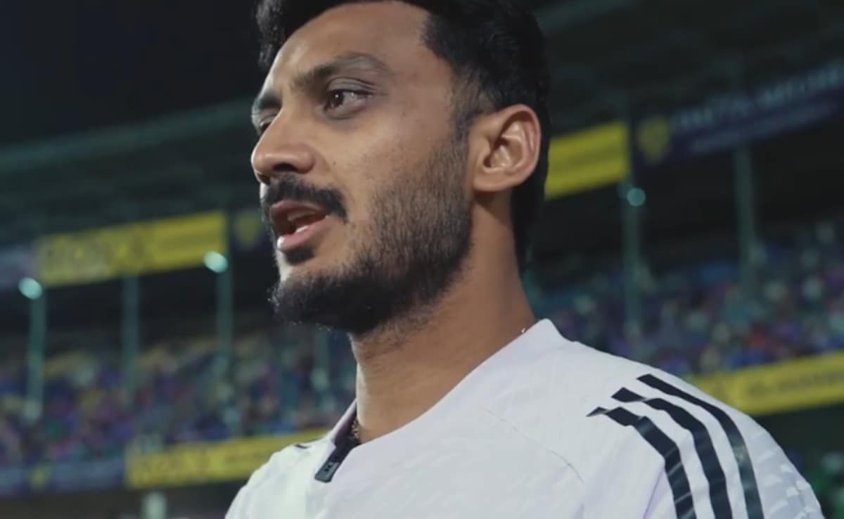 "Sharma Kyu Raha Hai?": Axar Patel's Hilarious Banter With Yashasvi Jaiswal