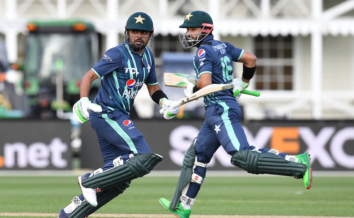 PCB Told To Revoke Babar Azam, Mohammad Rizwan’s Central Contracts: “They Get Rs 60 Lakh”