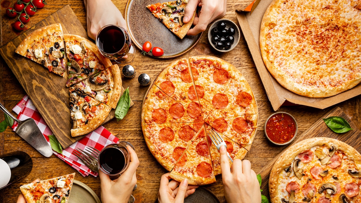 Dominos India Is Delivering Pizzas In Just 10 Minutes With Swiggy