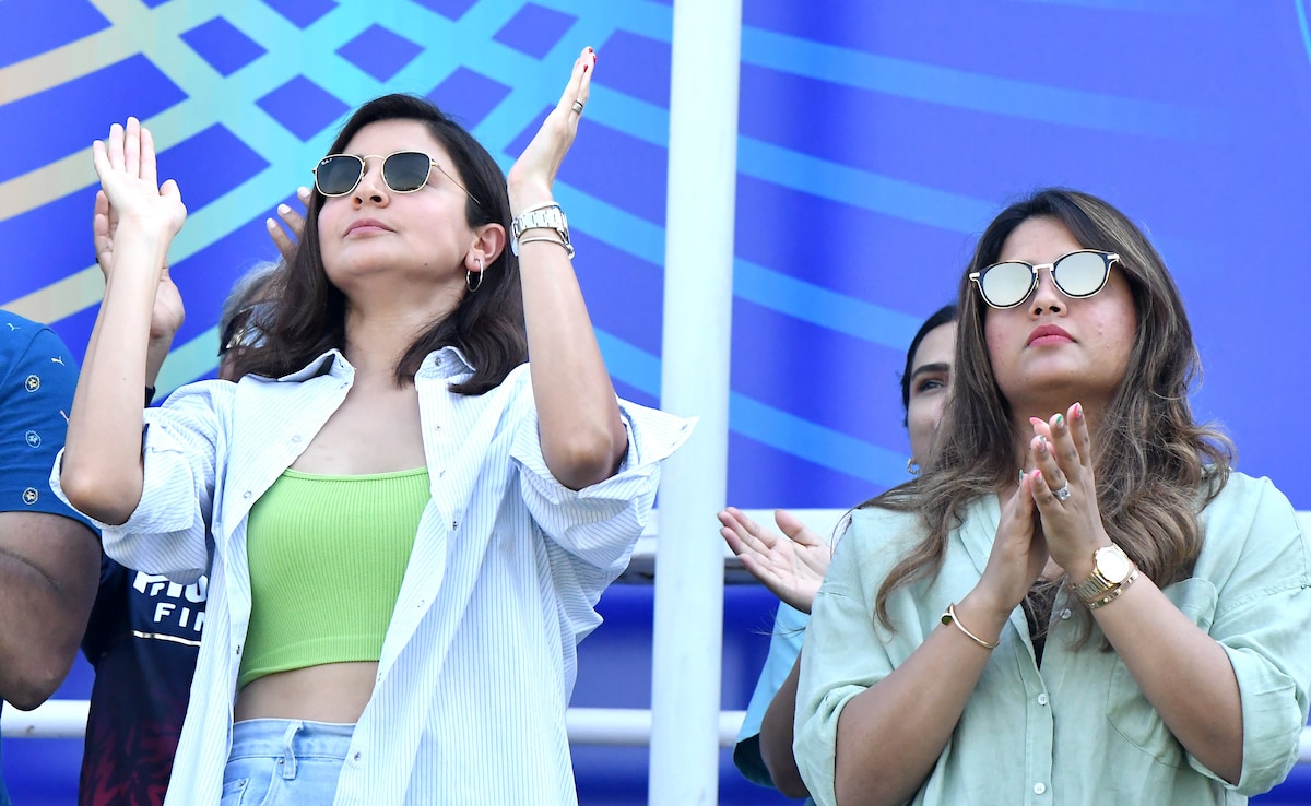 BCCI Allows Players To Stay With Wives During Champions Trophy, Says Report. But On One 'Condition'