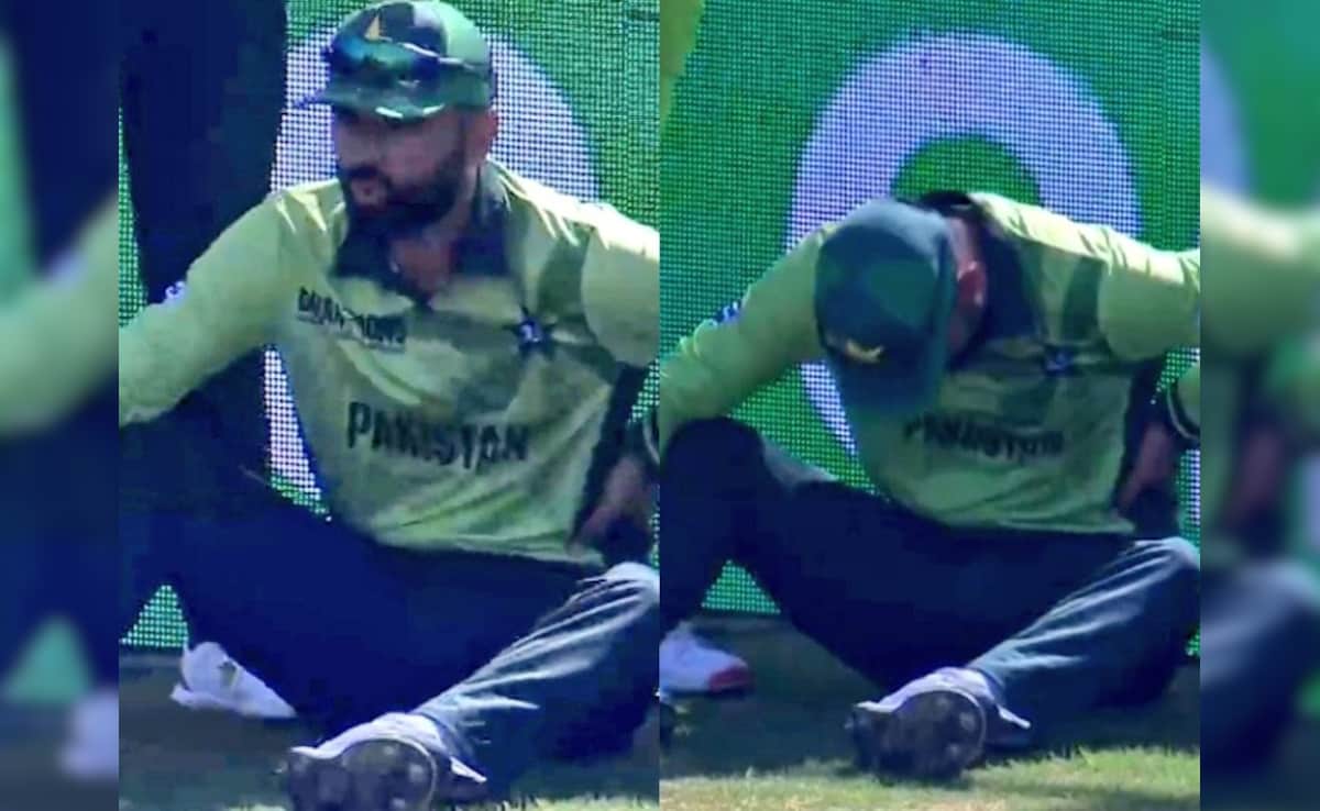 Massive Scare For Pakistan As Fakhar Zaman Suffers Serious Injury, PCB Fears "Muscular Sprain"