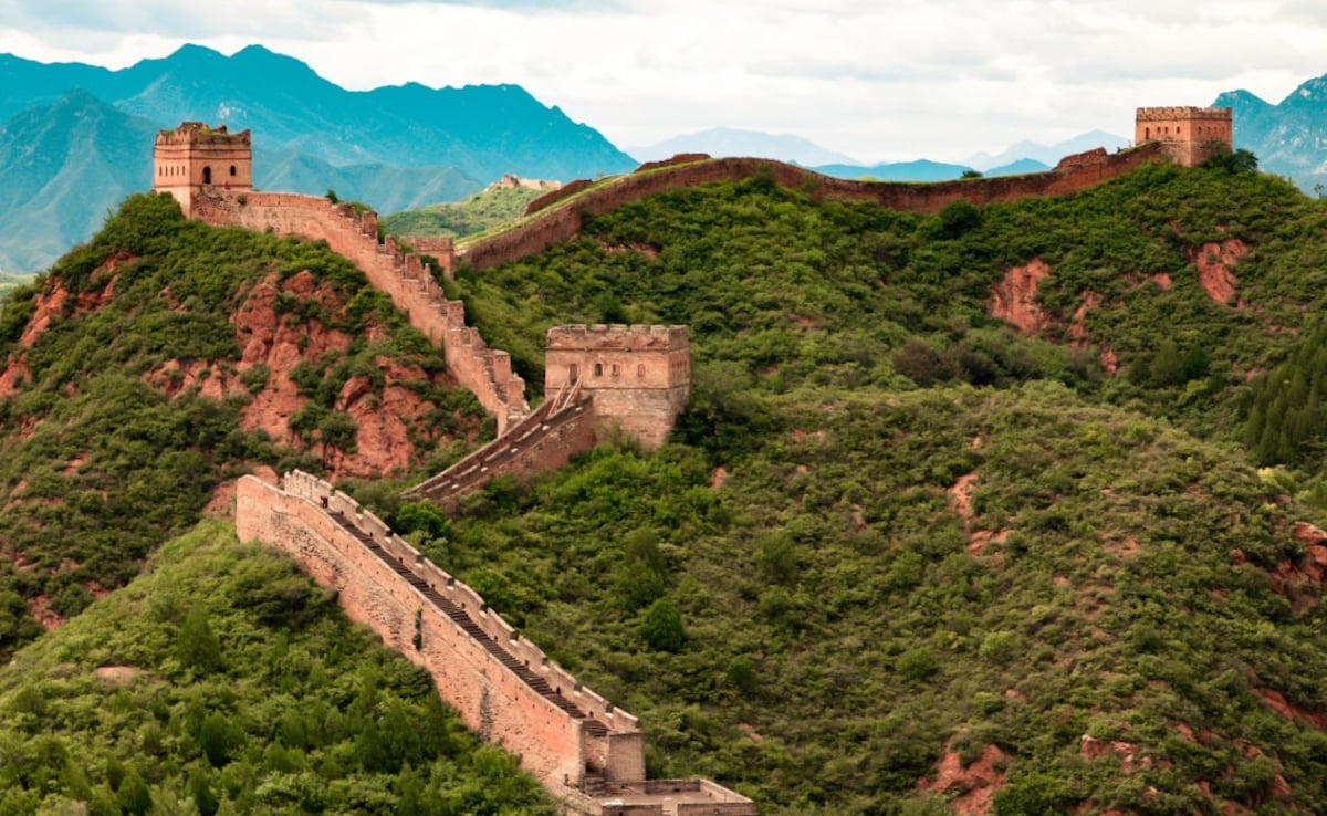 Archaeologists Claim The Great Wall of China Is 300 Years Older Than Previously Thought