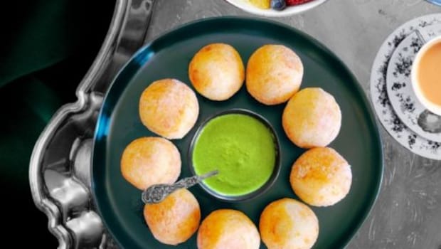 Pair the crunchy and crispy snack with farali peanut chutney (Photo: livingsmartandhealthy.com)
