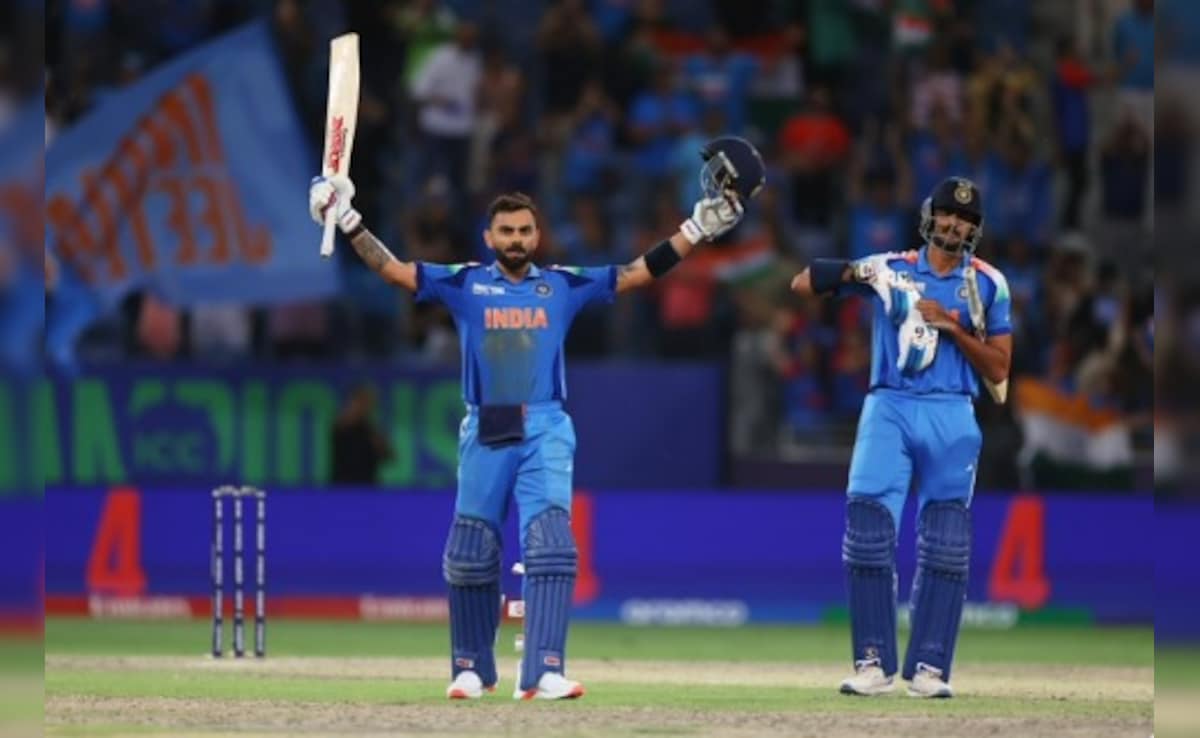 England Greats Hail Virat Kohli, Call Him "Best" ODI Player After 51st Ton