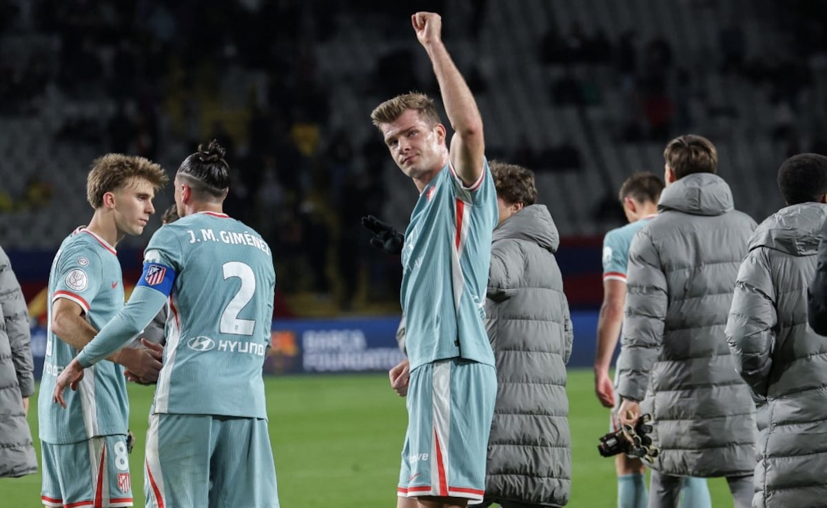 Atletico Madrid Hold Barcelona In 'Crazy' Eight-Goal Copa Del Rey Semi-Final First Leg