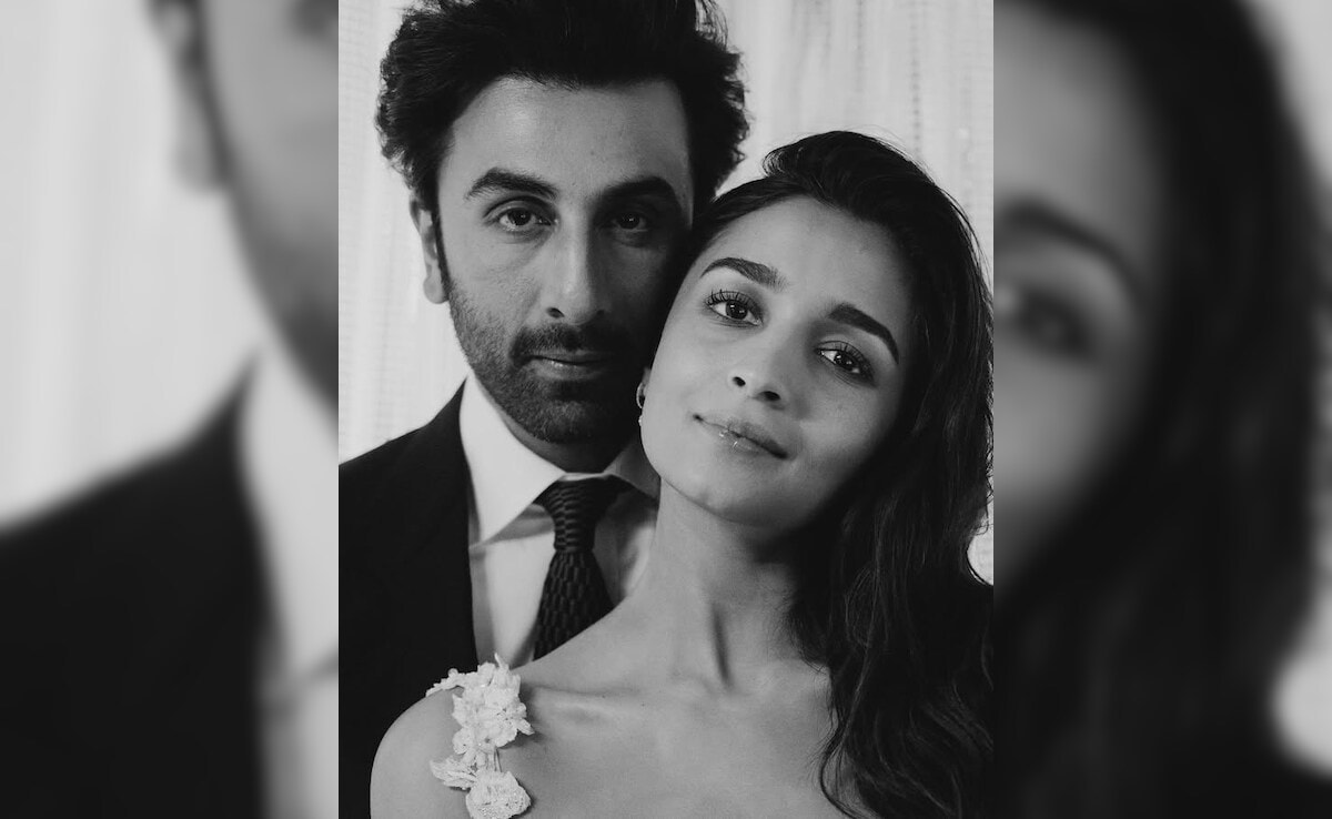 Alia Bhatt Reacts To A Fan Post Calling Ranbir Kapoor A Green Flag