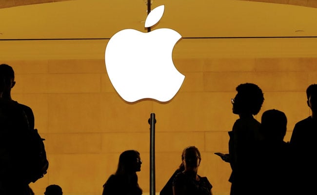 Apple Sued By Consumers In US Over "Carbon Neutral Watches" Claim