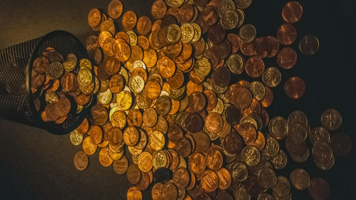 Bitcoin Price Drops to $97,800 Alongside Most Altcoins Amid Ongoing Market Slump