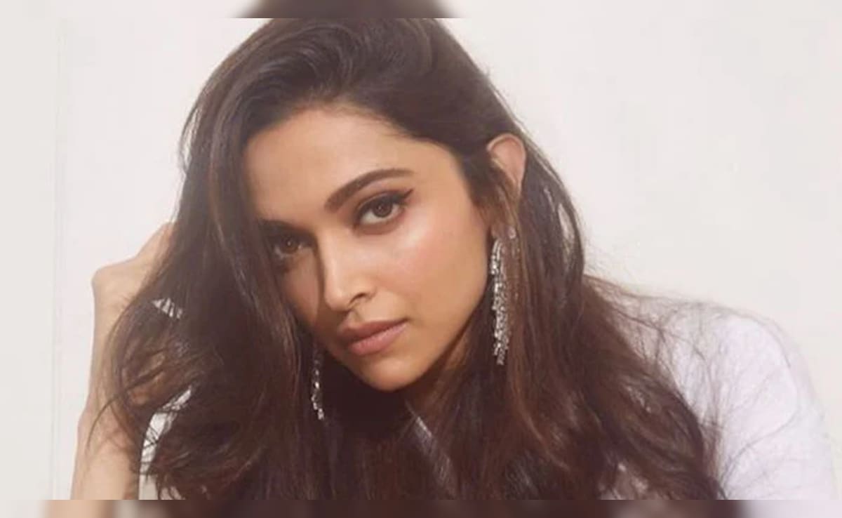 Deepika Padukone Recalls Having Suicidal Thoughts: "I Was Struggling..."