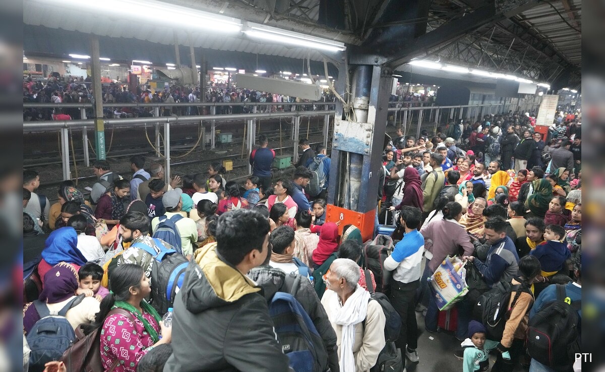 Delhi Railway Station Stampede Update: 15 Dead, Probe Ordered