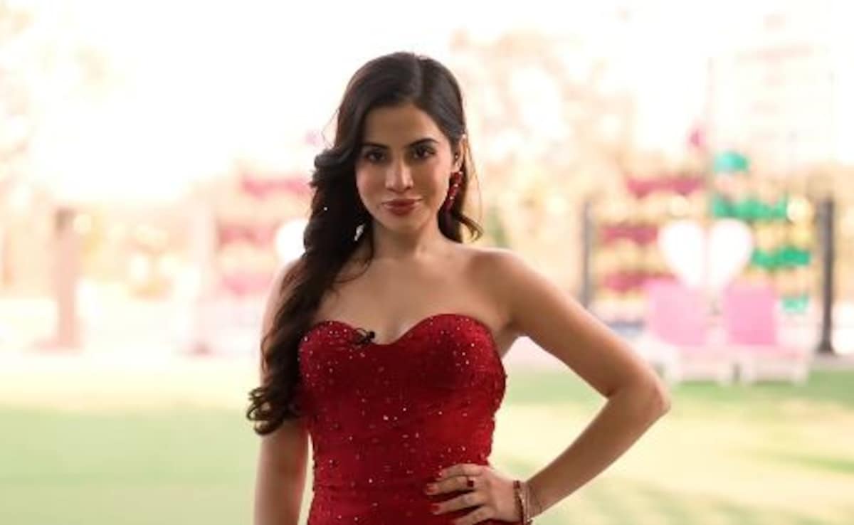 Is Uorfi Javed Engaged? The Truth Behind Roka Ya Dhoka