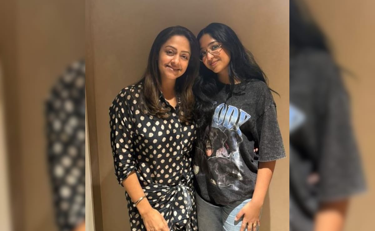 Jab Never Have I Ever Fame Maitreyi Ramakrishnan Met Her "Childhood Icon" Jyotika. See Pic