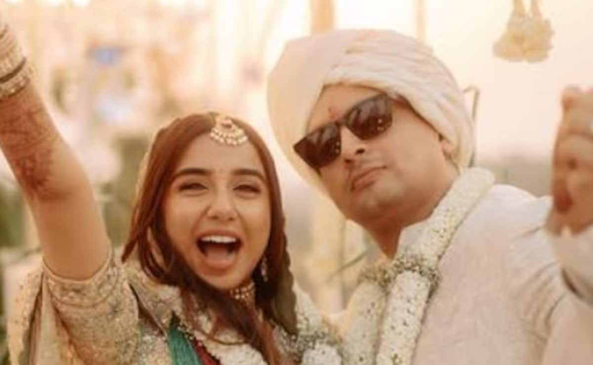 Mismatched Actor Prajakta Koli Marries Vrishank Khanal. See First Pics