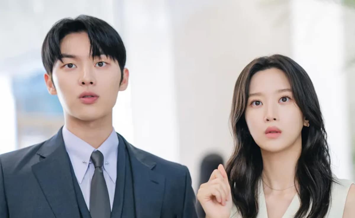 Moon Ga-Young On Romancing 6-Year Younger Co-Star Choi Hyun-Wook