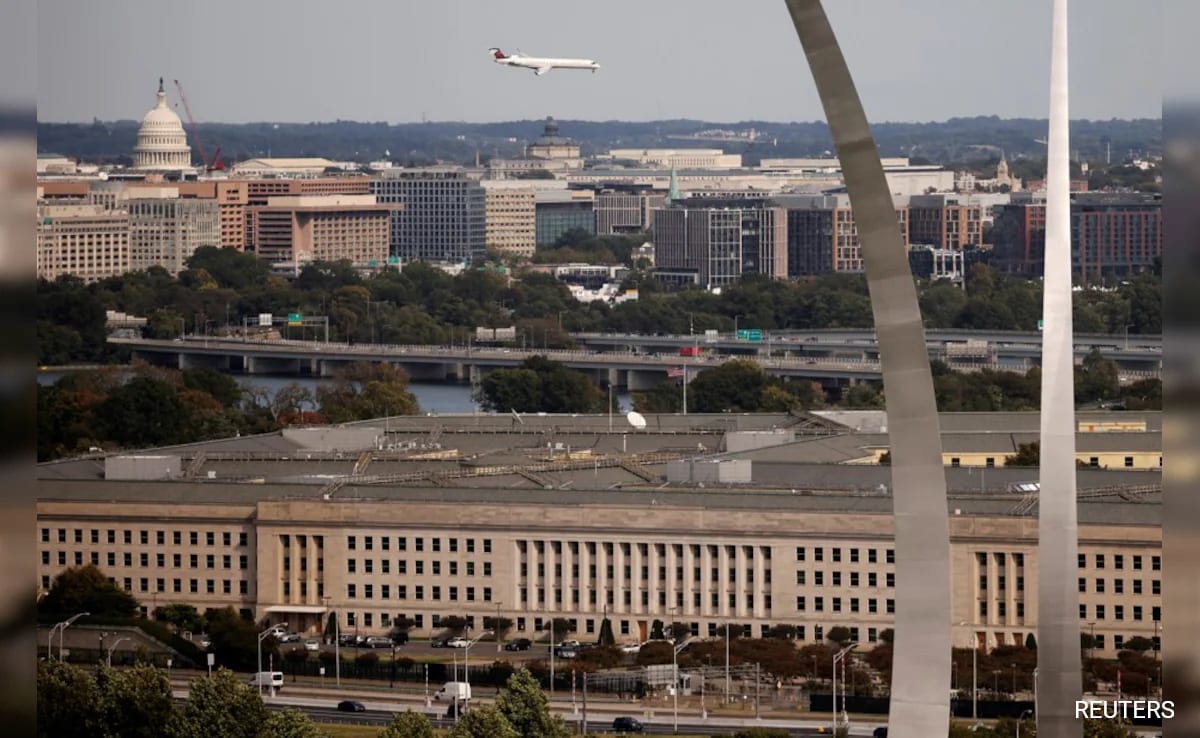 Pentagon Doubles Number Of News Outlets To 'Rotate' Out From Office Spaces