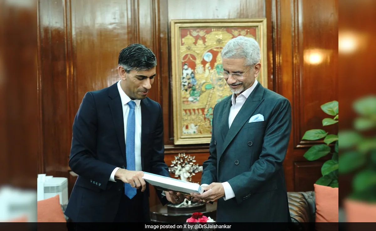 S Jaishankar Meets Ex UK PM Rishi Sunak In Delhi