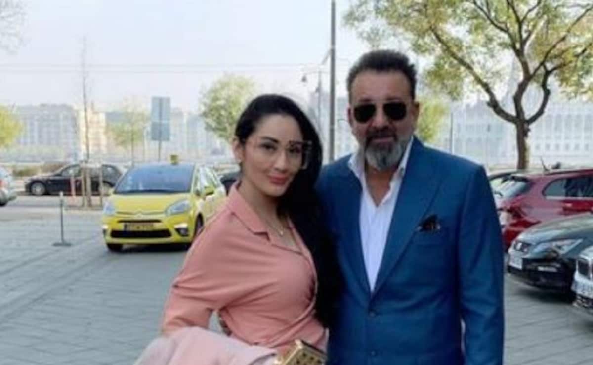Sanjay Dutt’s Loved-Up Post For Maanayata Dutt On Their 16th Wedding Anniversary