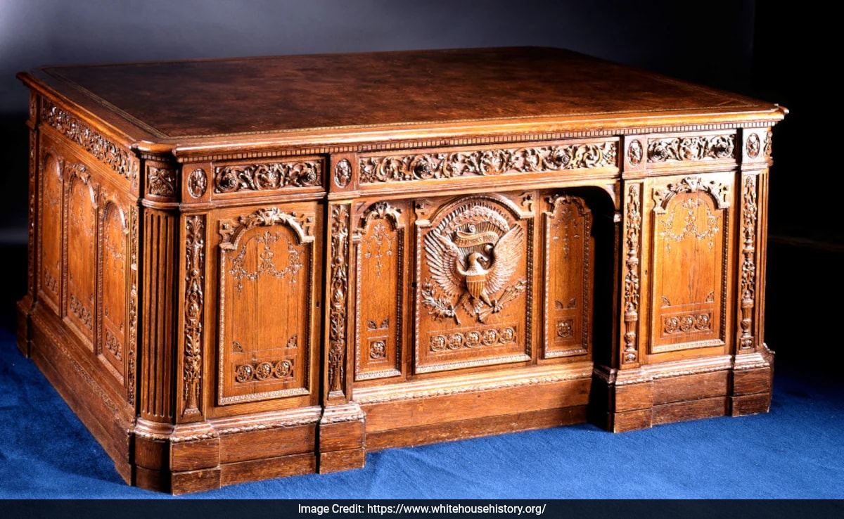 Trump "Temporarily" Removes 145-Year-Old Iconic Desk From Oval Office