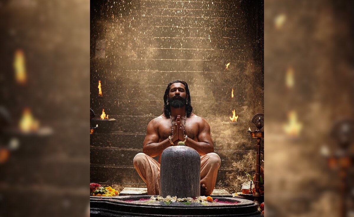 Vicky Kaushal’s Film Receives Massive Love As Fans Pour Milk Over Posters And Perform Aarti