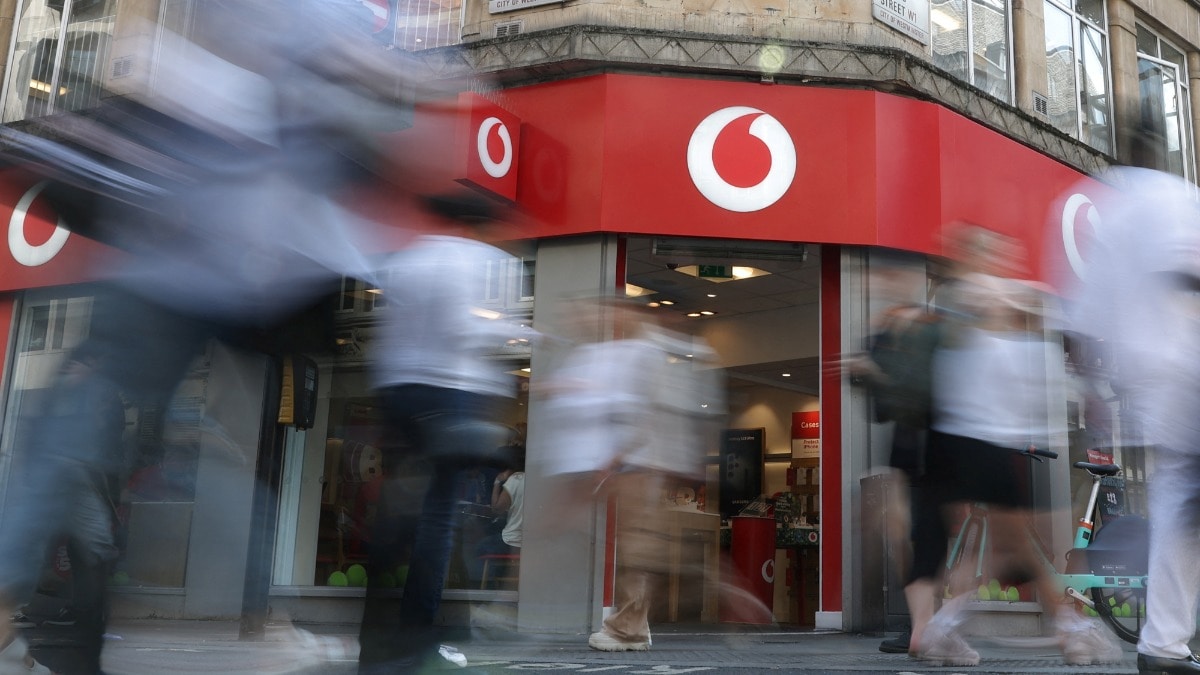 Vodafone Makes World
