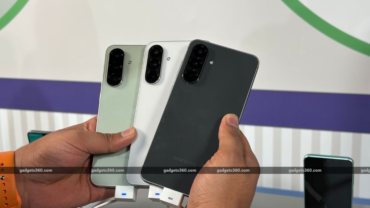 1 Samsung Galaxy A56 Samsung Galaxy A36