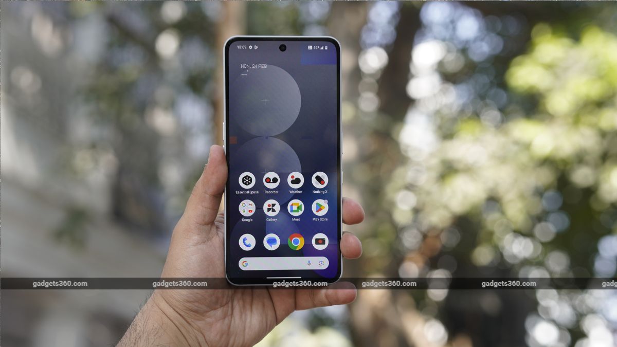 7 Nothing Phone 3a Pro