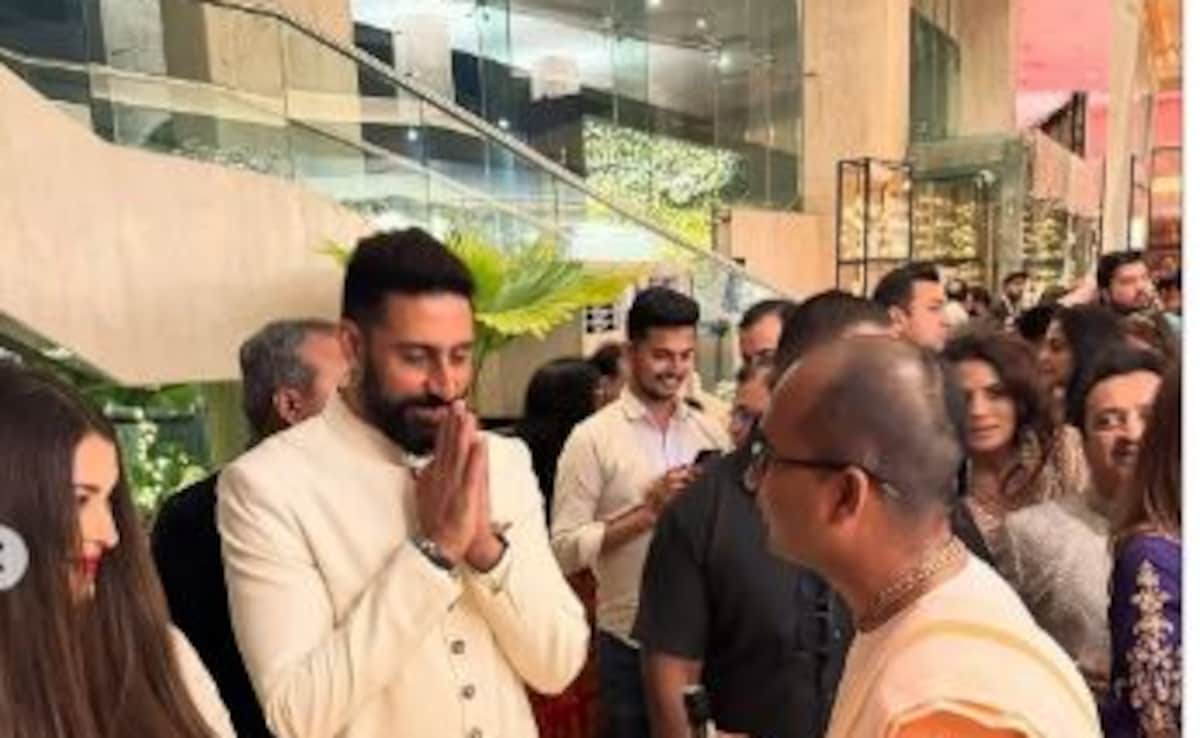 Aishwarya And Abhishek Bachchan Make A Joint Appearance At Ashutosh Gowariker's Son Konark's Wedding