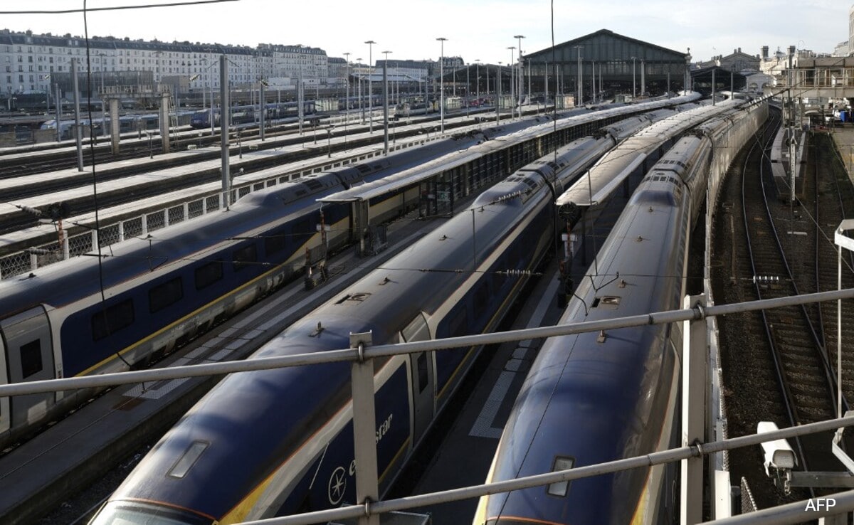 Eurostar Cancels All Trains To And From Paris After World War II Bomb Discovery