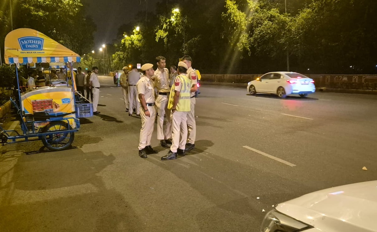 Drunk E-Rickshaw Driver Kills Girl, 10, Playing Outside Her House in Delhi