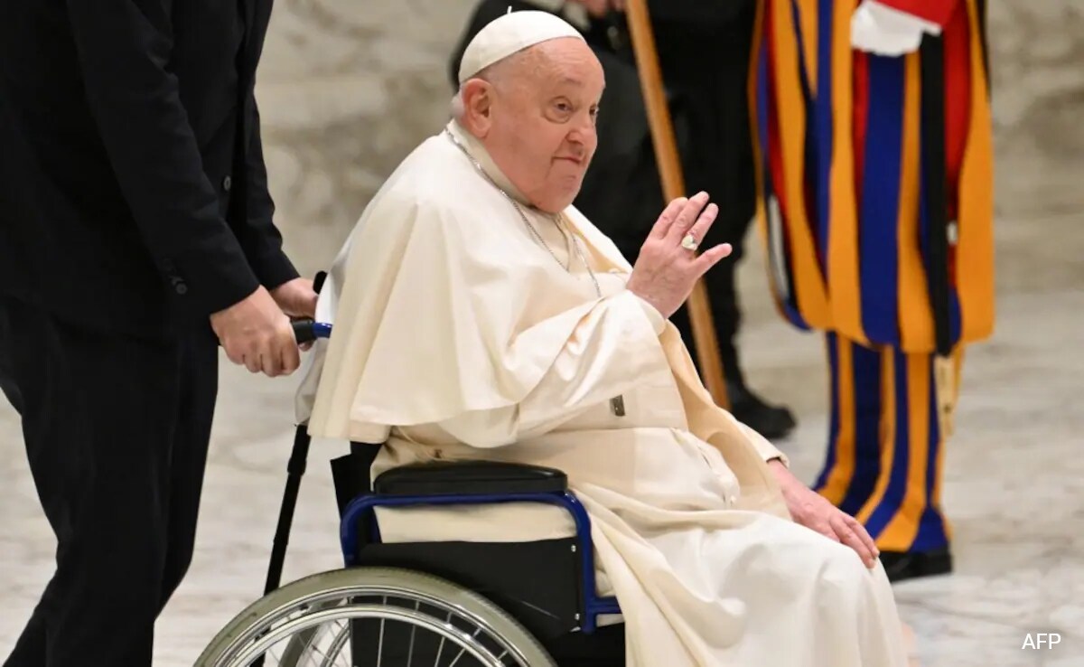 Ailing Pope Thanks Doctors As Condition Improves