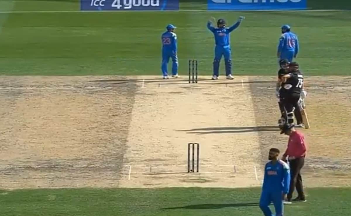 "Stumps Pe Kyu Nahi Aata?" Rohit Sharma Blasts Kuldeep Yadav For Missed Run Out Chance