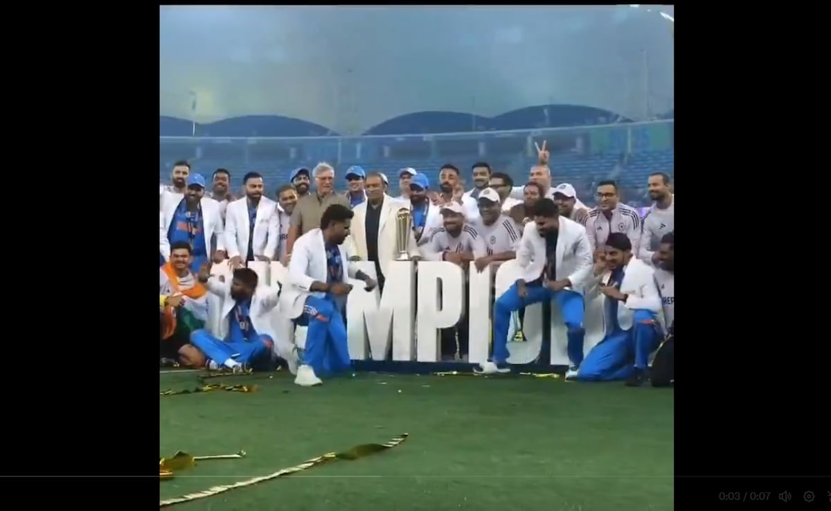 Shreyas Iyer Brings Back Memories, Turns Into 2013 Virat Kohli At Champions Trophy Celebration