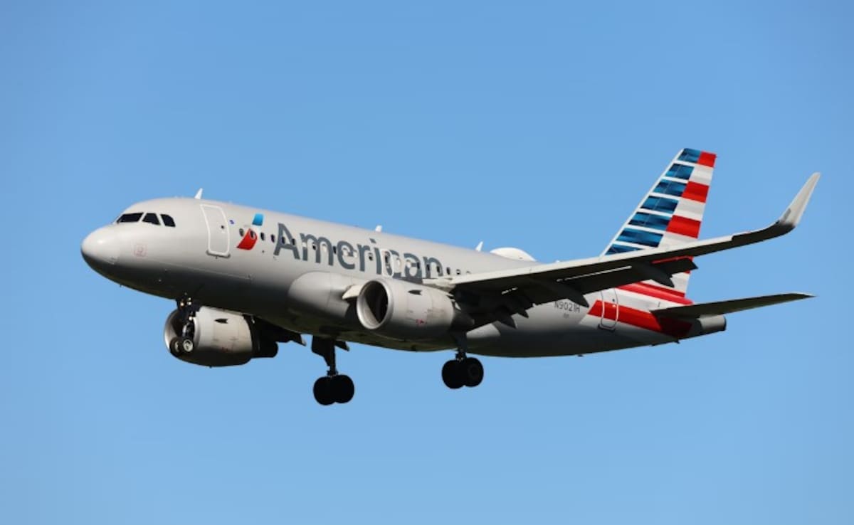 Unruly Passenger Swallows Rosary Beads, Kicks Flight Crew On American Airlines Flight