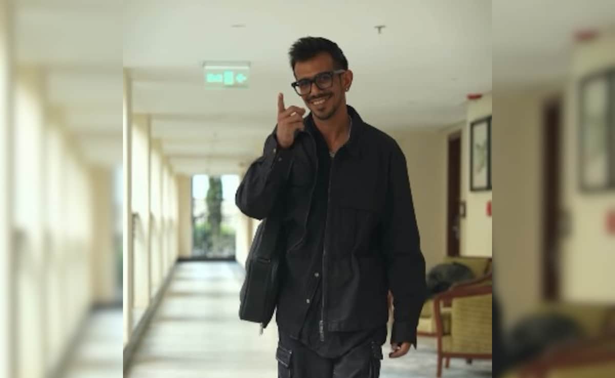 Yuzvendra Chahal Arrives For IPL Camp, Gets 'Kabhi Khushi Kabhi Gham' Welcome On Holi