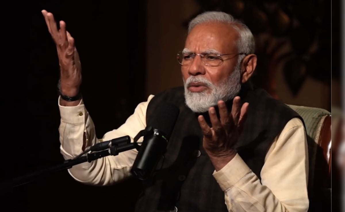 What PM Modi Said About World Leaders To Lex Fridman