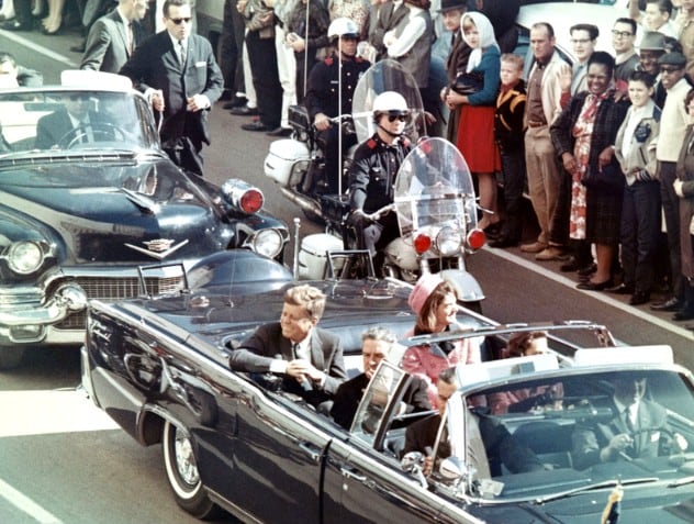 John F Kennedy, his wife Jacqueline, Texas governor John Connally, and Connallys wife Nellie in the presidential limousine minutes before the assassination in Dallas John F Kennedy, his wife Jacqueline, Texas governor John Connally, and Connallys wife Nellie in the presidential limousine minutes before the assassination in Dallas