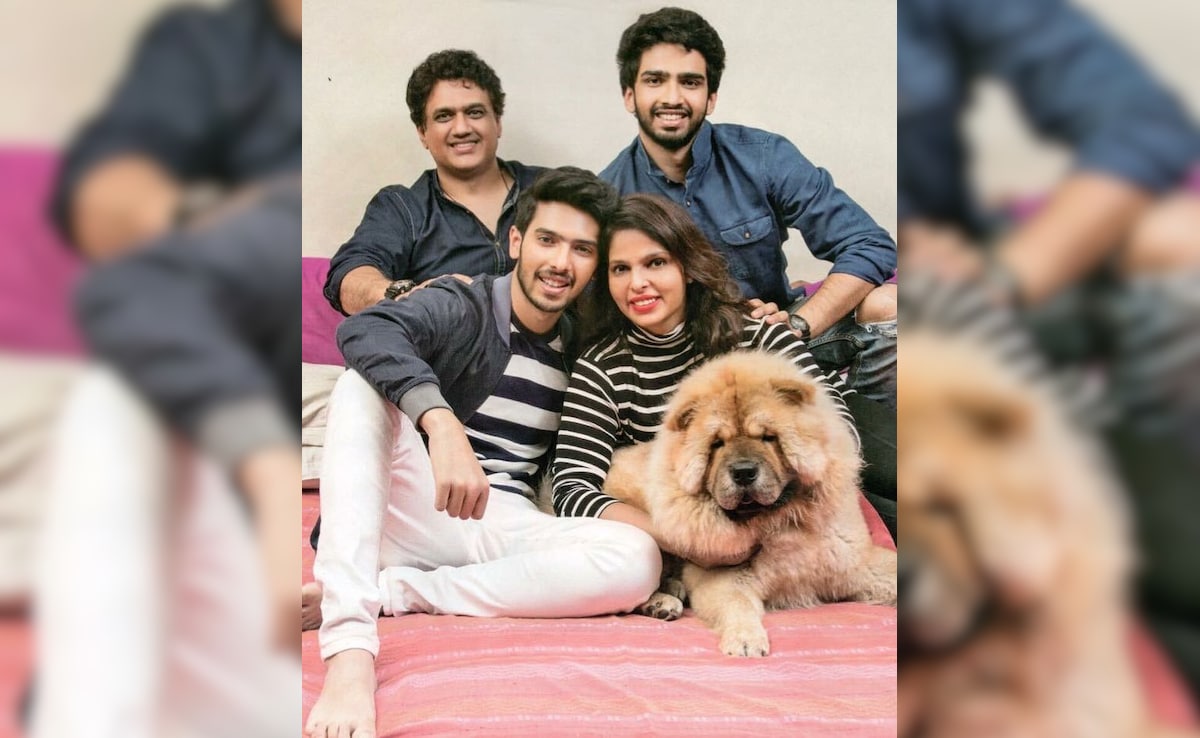Amaal Mallik Deletes His Controversial Post About "Cutting Family Ties", Shares Fresh Statement: "Don't Harass Them"
