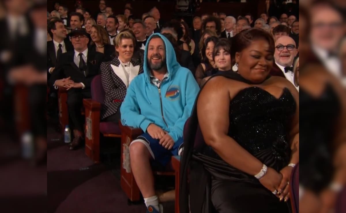Adam Sandler Crashes Award Ceremony In Sweatshirt And Shorts, Then This Happened